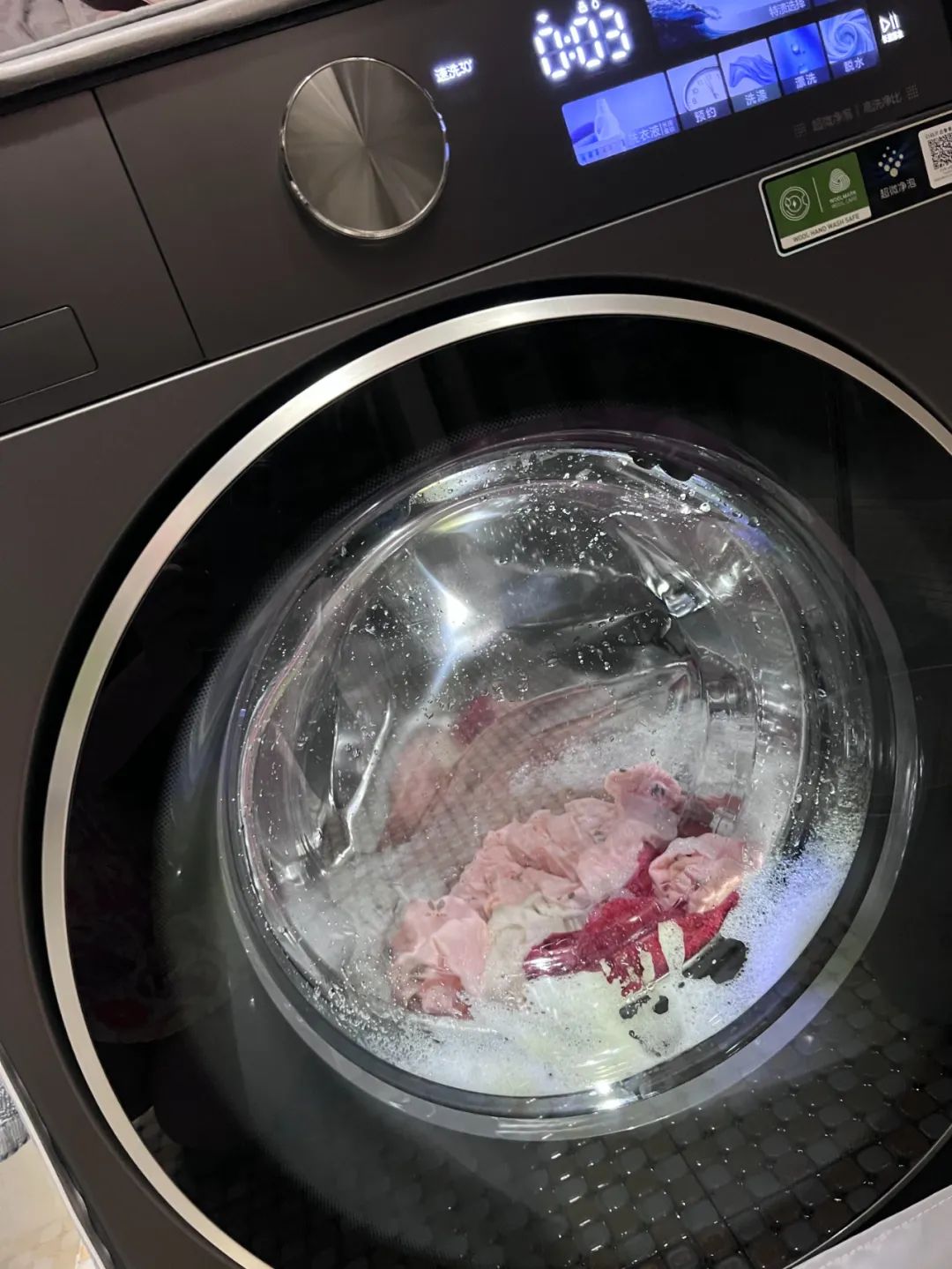 7 lỗi sai khi dùng máy giặt: Càng giặt quần áo càng bẩn, bốc mùi hôi- Ảnh 10.