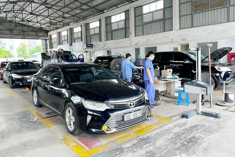 Cục Đăng kiểm phát cảnh báo khẩn: Toàn bộ chủ ô tô, xe máy trên cả nước chú ý- Ảnh 2.