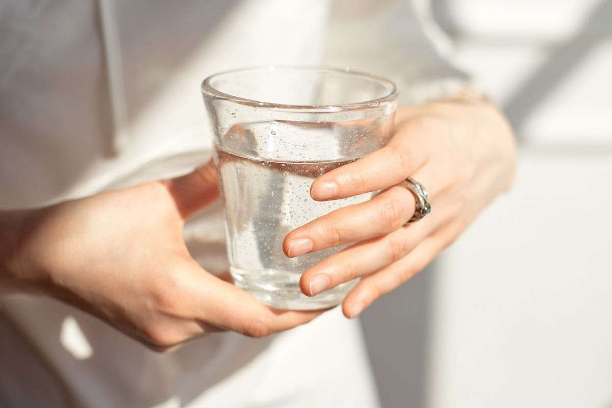 Người phụ nữ đường huyết cao vọt phải nhập viện cấp cứu vì uống 1 loại nước chữa tiểu đường- Ảnh 2. Người phụ nữ đường huyết cao vọt phải nhập viện cấp cứu vì uống 1 loại nước chữa tiểu đường- Ảnh 2.