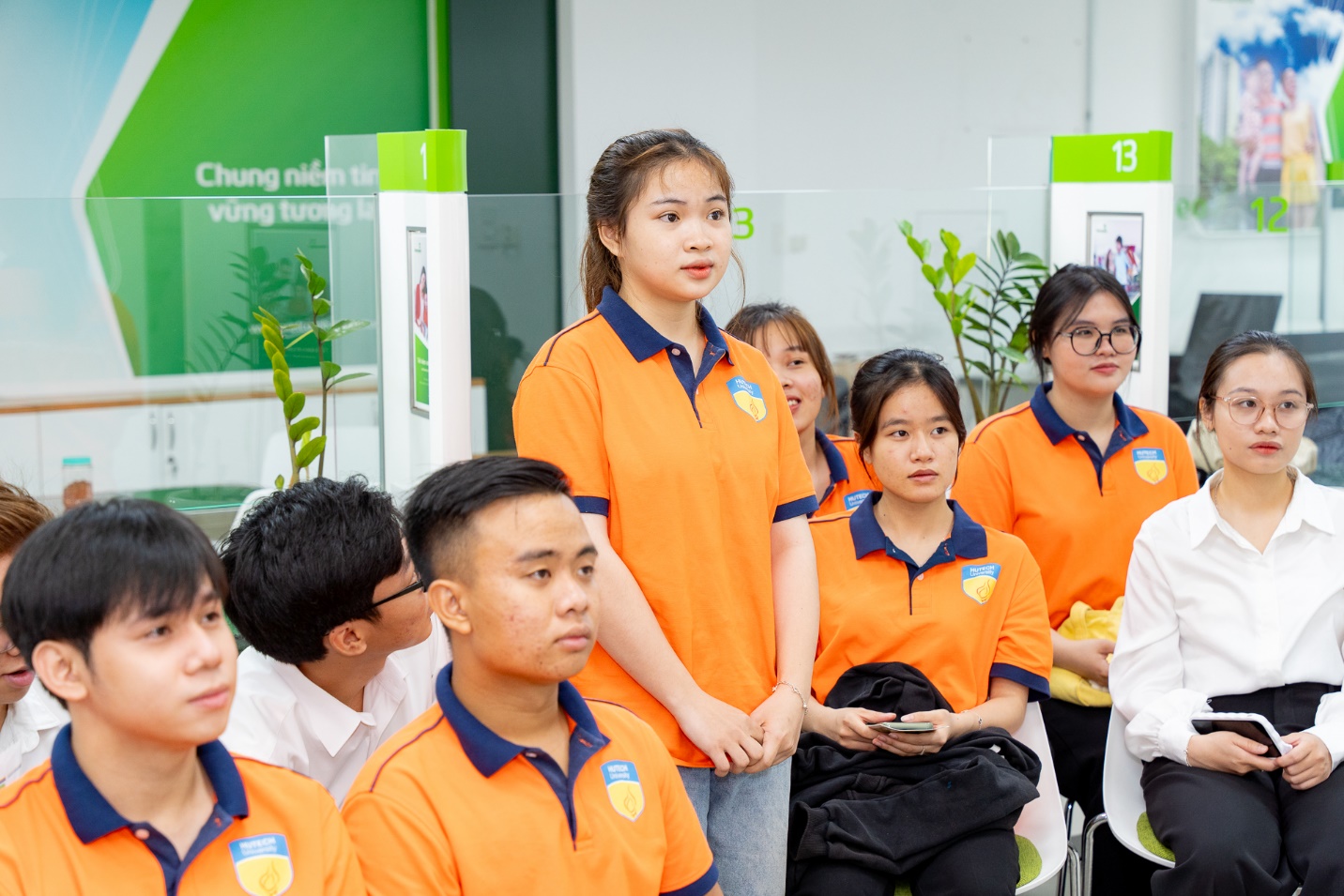 Chạm thực tiễn - Bắt nhịp xu hướng: Sinh viên Tài chính - Ngân hàng HUTECH sẵn sàng vào nghề- Ảnh 2.