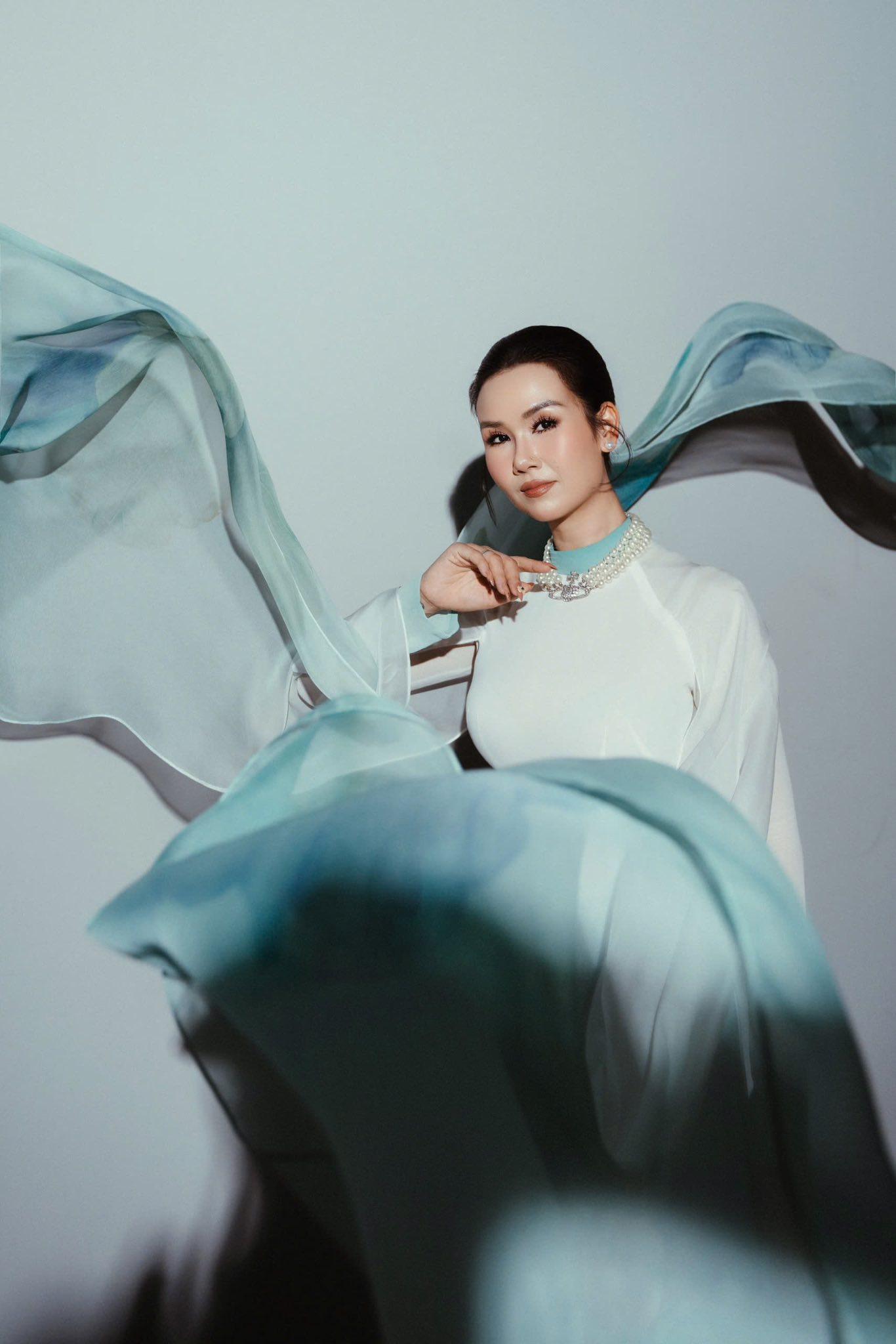 Lần đầu tiên Võ Hạ Trâm “úp mở” dòng trạng thái đầy ẩn ý: Hé lộ dấu hiệu cho một “cú ngoặt” mới trong sự nghiệp?- Ảnh 5.