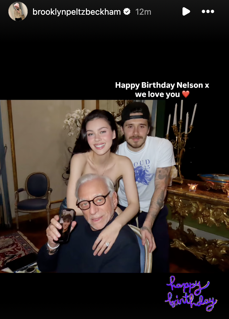 Cậu cả nhà Beckham công khai 