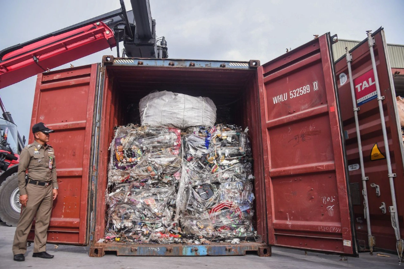 Thái Lan cấm toàn diện nhập khẩu rác thải điện tử- Ảnh 2. Thái Lan cấm toàn diện nhập khẩu rác thải điện tử- Ảnh 2.