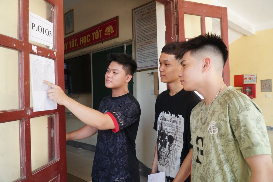 Chặn gian lận thi cử bằng thiết bị công nghệ cao- Ảnh 1.