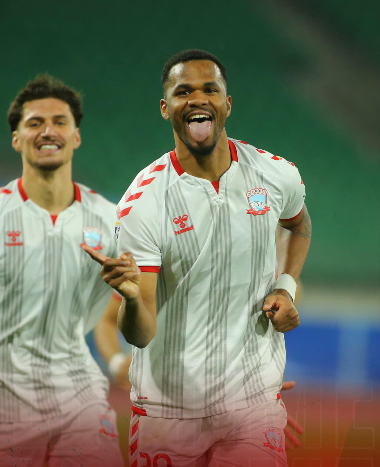 Tân binh V.League tậu ngoại binh giá 15 tỷ, sắm dàn HLV cực chất từ Tây Ban Nha về đua vô địch- Ảnh 1.