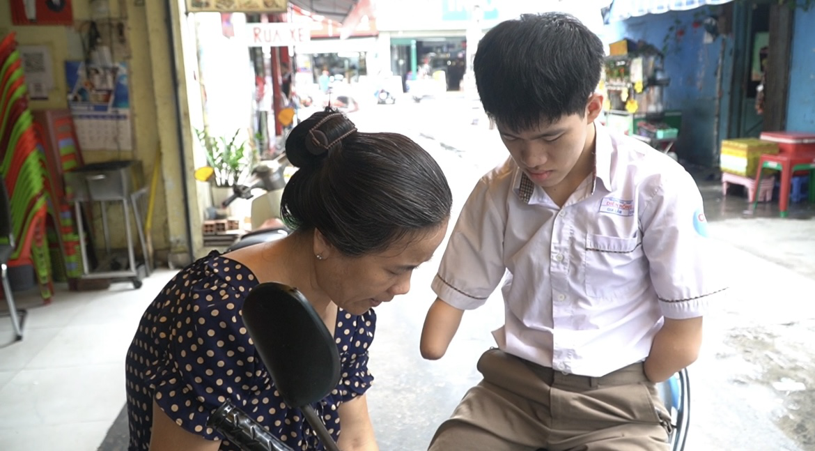 Câu chuyện của một sĩ tử "đặc biệt" mùa thi 2025- Ảnh 4.