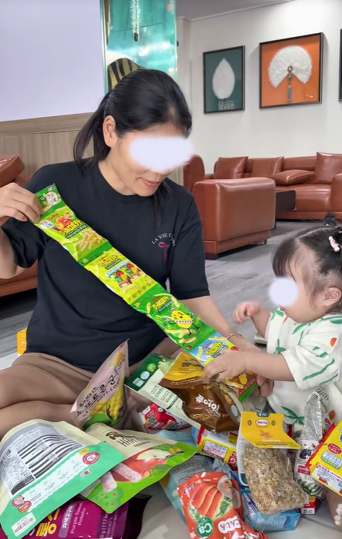 "Phú bà" Bắc Giang khiến hội mẹ bỉm nhức cái đầu vì yêu cầu bảo mẫu xếp bát ăn dặm cho con: Mỗi ngày 1 bộ, lại còn phải theo chủ đề- Ảnh 29.