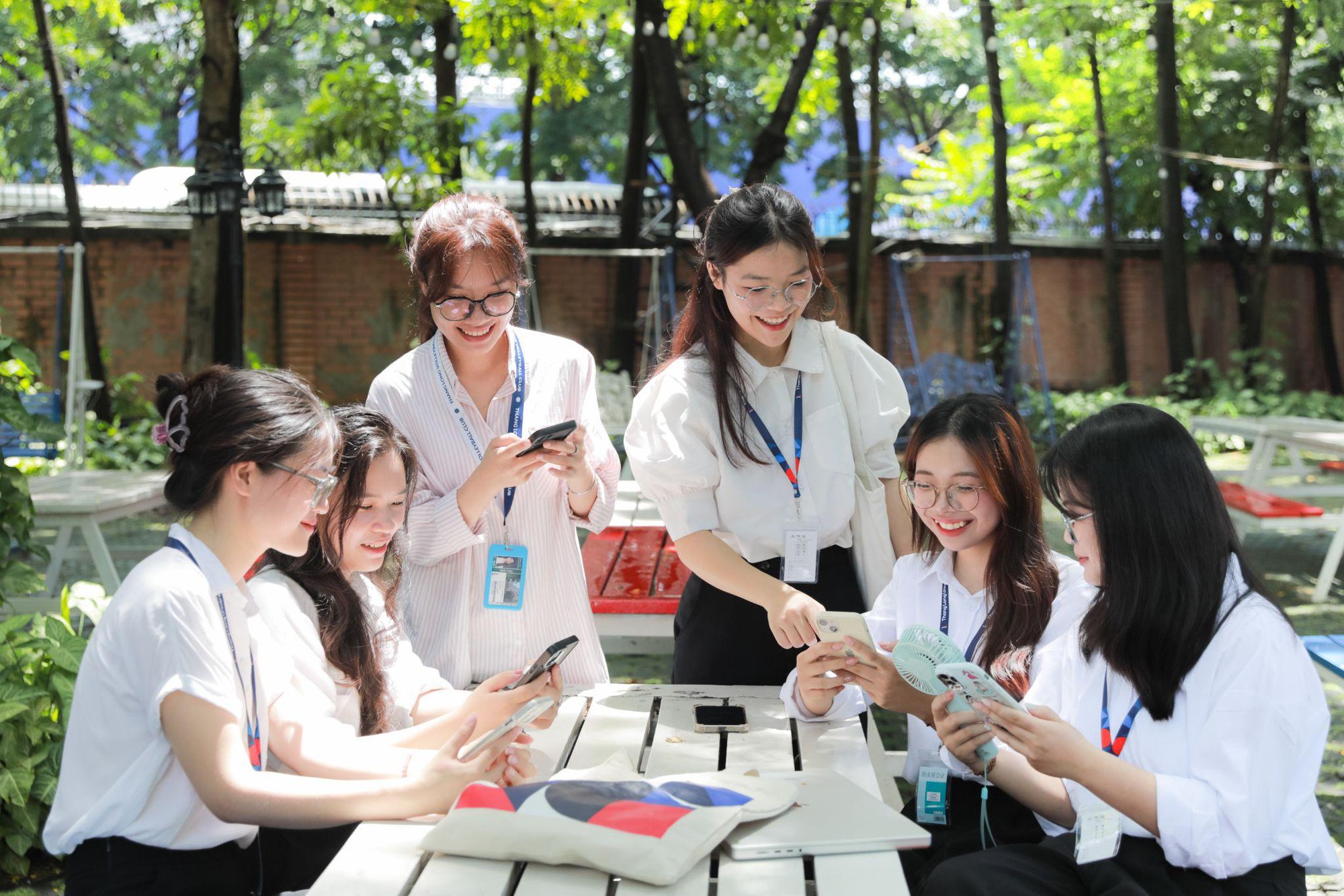 Một bài trắc nghiệm hướng nghiệp gây “bão mạng” mùa tuyển sinh 2025, Gen Z rần rần chia sẻ- Ảnh 2.