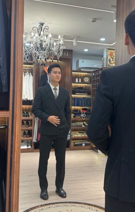 "Nam thần" U23 Việt Nam cầu hôn bạn gái sau 7 năm hẹn hò, nàng WAG cực sexy, thành tích học tập mới đáng nể- Ảnh 5.