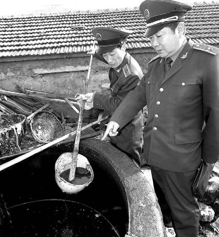 Lãnh án tử hình vì bán dầu thải: Hé lộ góc tối đáng sợ và cú ngoặt cho cuộc chiến chống "dầu cống rãnh" len lỏi vào những bữa cơm của cả tỷ người- Ảnh 3.