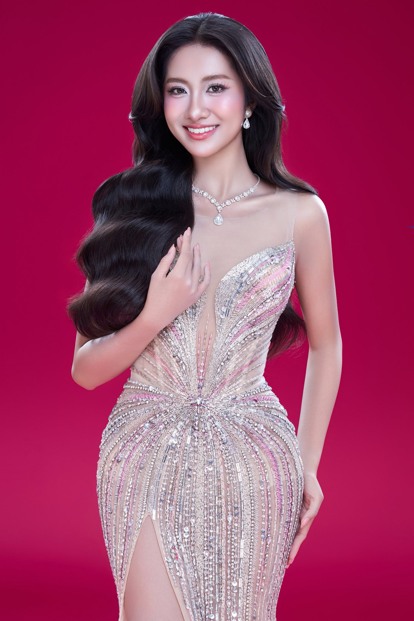 "Tất tần tật" về Tân Hoa hậu Việt Nam Hà Trúc Linh: Visual đời thường gây bất ngờ, gia thế ra sao?- Ảnh 10.
