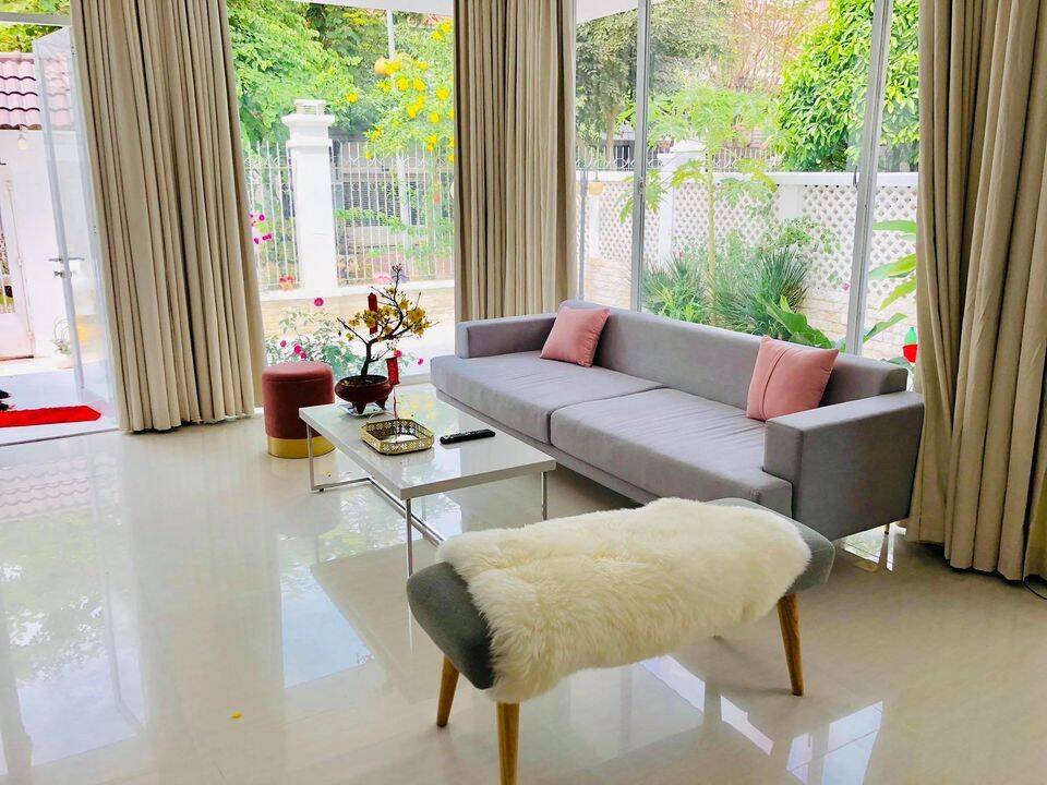 Nữ nghệ sĩ sở hữu biệt thự hơn 30 tỷ ở Quận 7, 40 tuổi gợi cảm, ở ẩn vì thị phi, xuất hiện là dậy sóng- Ảnh 7.