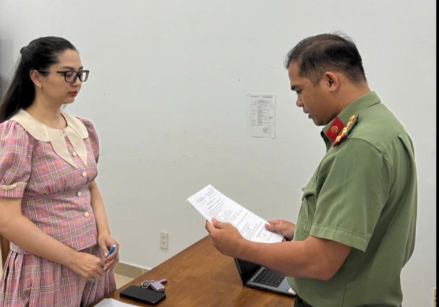 Tạm hoãn xuất cảnh đối với Nguyễn Trúc Hương- Ảnh 1.