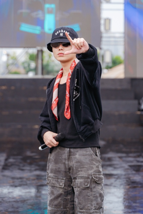 MONO lộ visual 