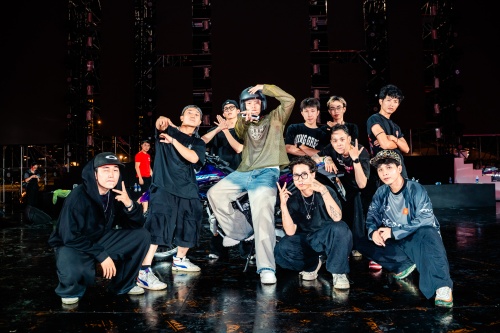 MONO lộ visual 