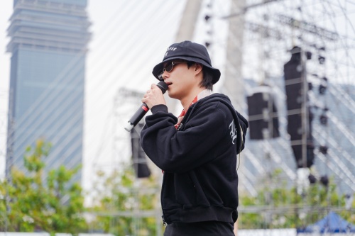 MONO lộ visual 