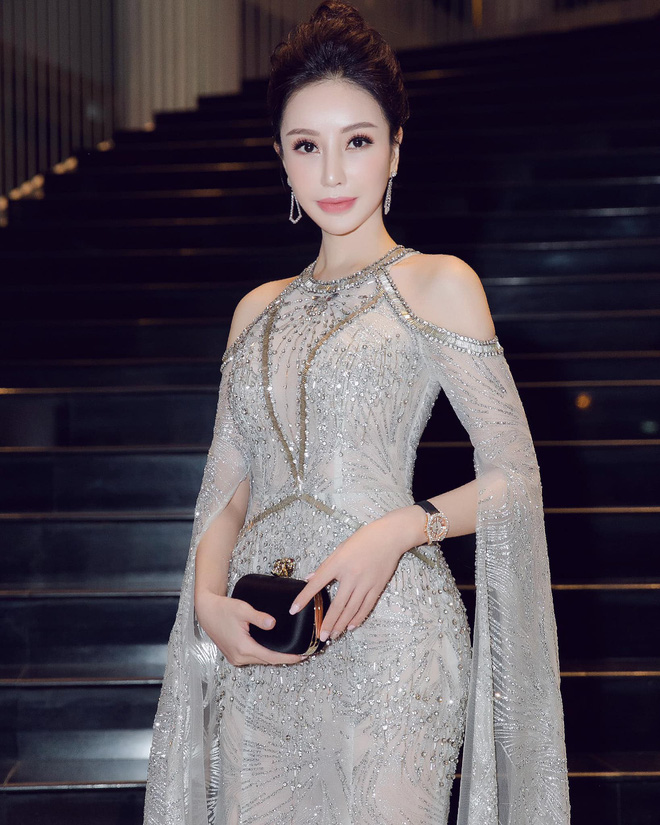Hoa hậu Lam Cúc là ai?- Ảnh 1. Hoa hậu Lam Cúc là ai?- Ảnh 1.