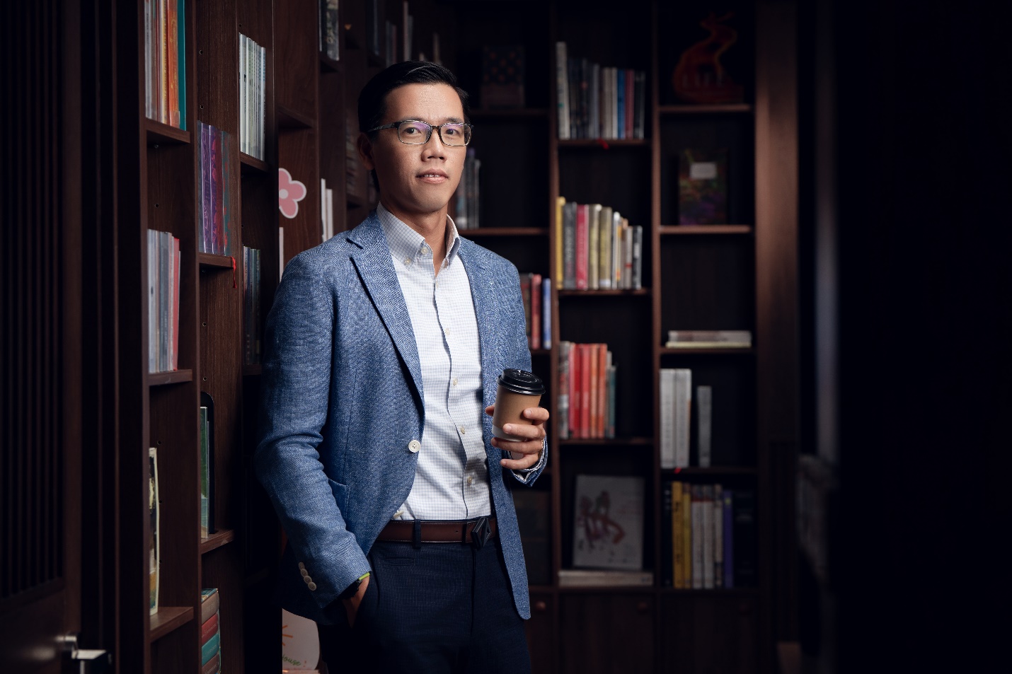 Chuyên gia tài chính đầu đời của con- Ảnh 7.