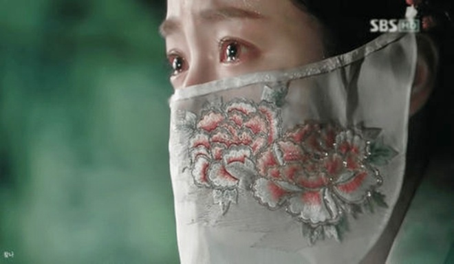 10 mỹ nhân khóc đẹp nhất Hàn Quốc: Khen Son Ye Jin mấy cũng không đủ, số 1 rơi lệ trời đất cũng xót xa- Ảnh 16.