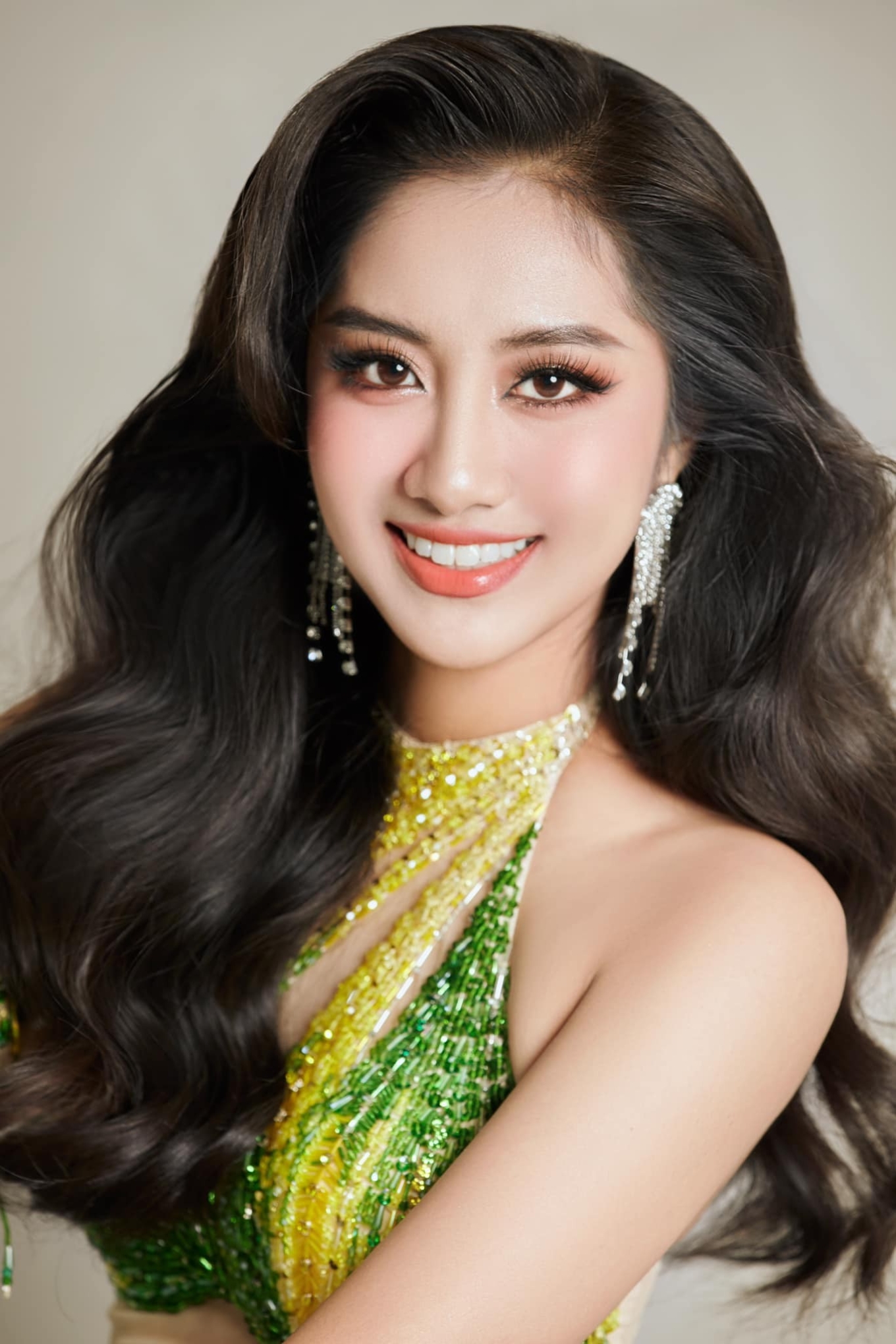 Muốn con dễ thành Hoa hậu, đơn giản: Hãy đặt tên "Linh"!- Ảnh 3.