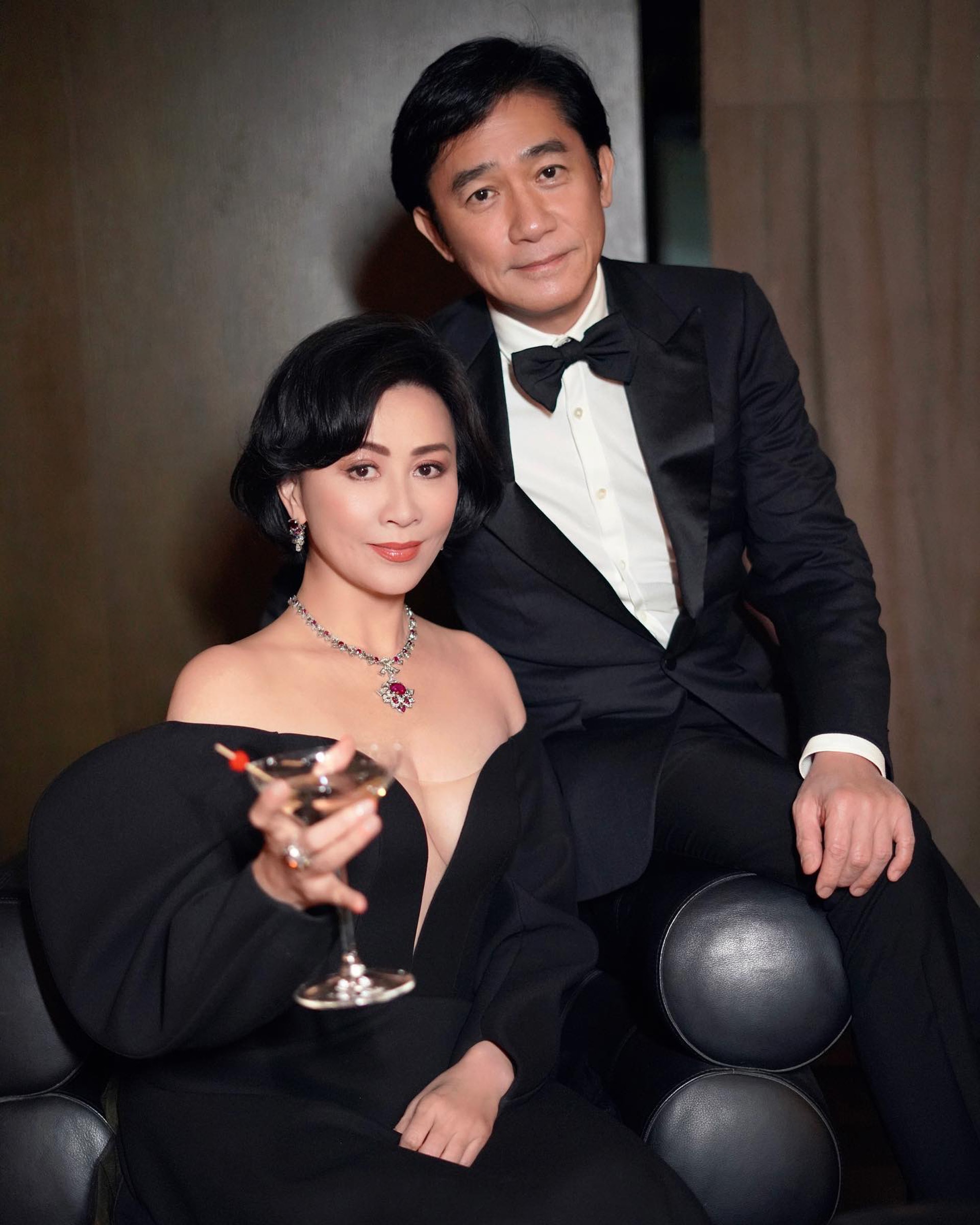 Cuộc hôn nhân lạ lùng của ông hoàng – bà chúa showbiz: Chia phòng ngủ riêng, cả năm chỉ gặp 1-2 lần- Ảnh 1.