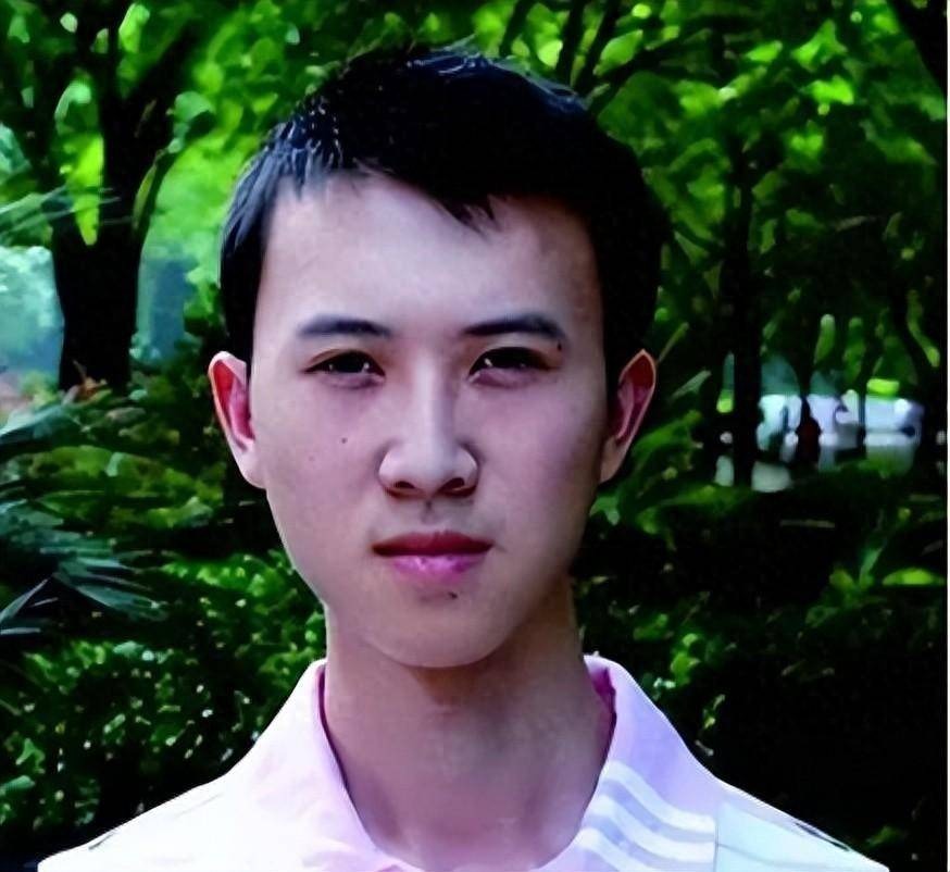 Nam sinh thi ĐH đạt thủ khoa tỉnh nhưng không trường nào chịu nhận, một trường top đầu thẳng thừng tuyên bố: "Sẽ không bao giờ nhận em này!"- Ảnh 1.