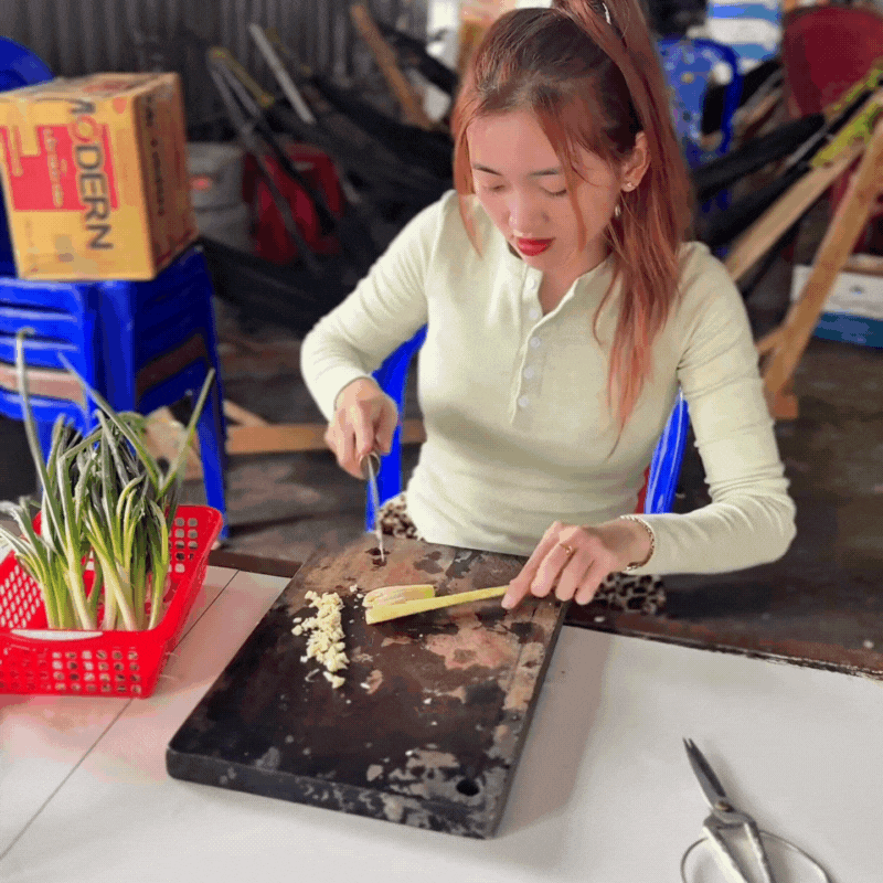Món đặc sản "rùng mình" ở miền Tây ngày hè: Người sợ xanh mặt, người lại gật gù khen ngon- Ảnh 5.
