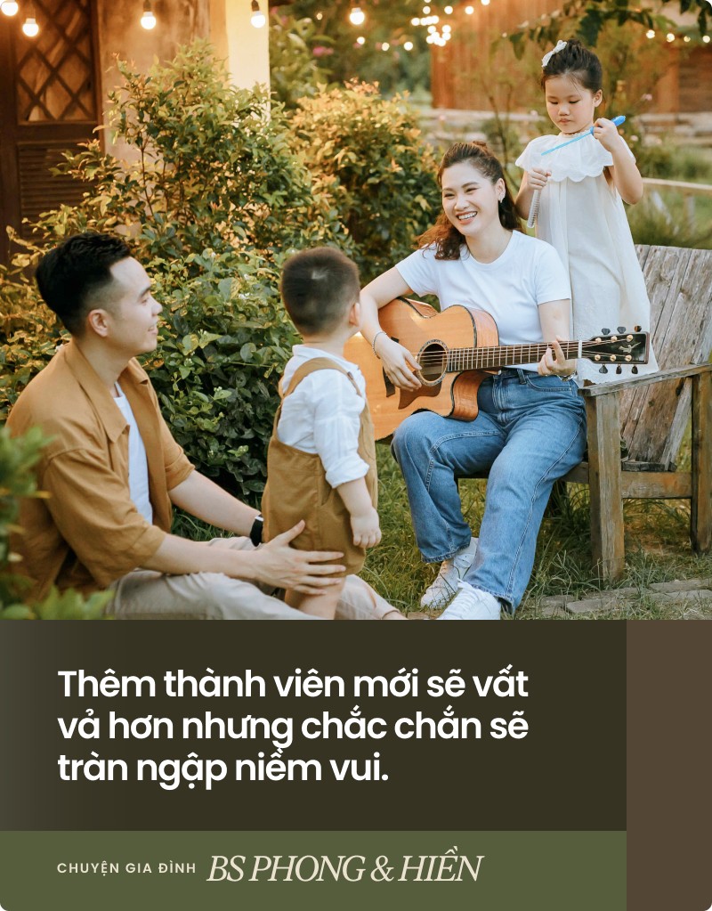 Gia đình cặp đôi bác sĩ đáng yêu trên MXH: "Tuổi thơ của các con ngắn lắm, sợ sau lớn hơn rồi lại không thích đi chơi với bố mẹ nữa"- Ảnh 2.