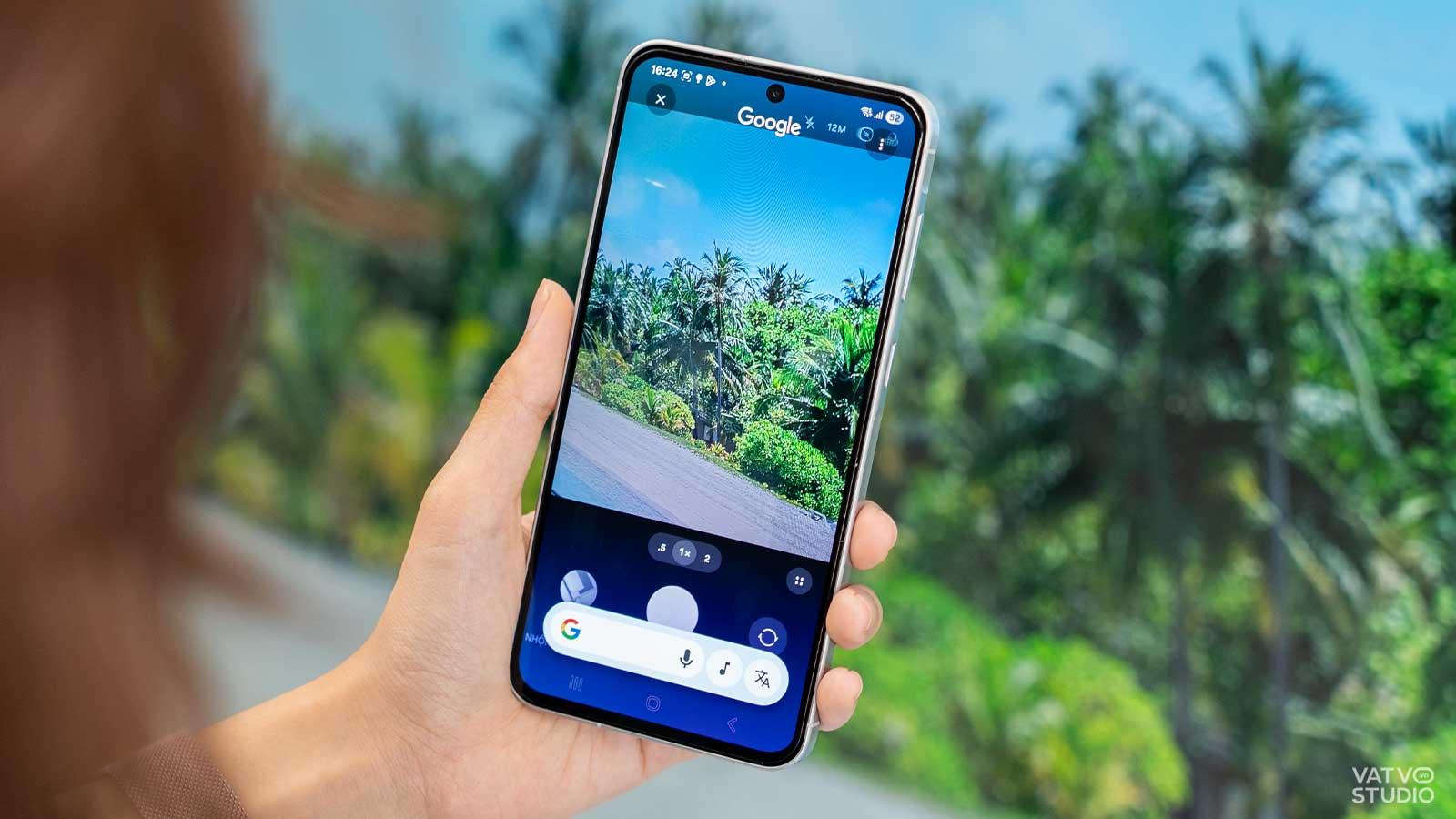 Du lịch tự túc cùng Galaxy A56 5G và Gemini Live: Tự do nhưng không tự lo!- Ảnh 1.