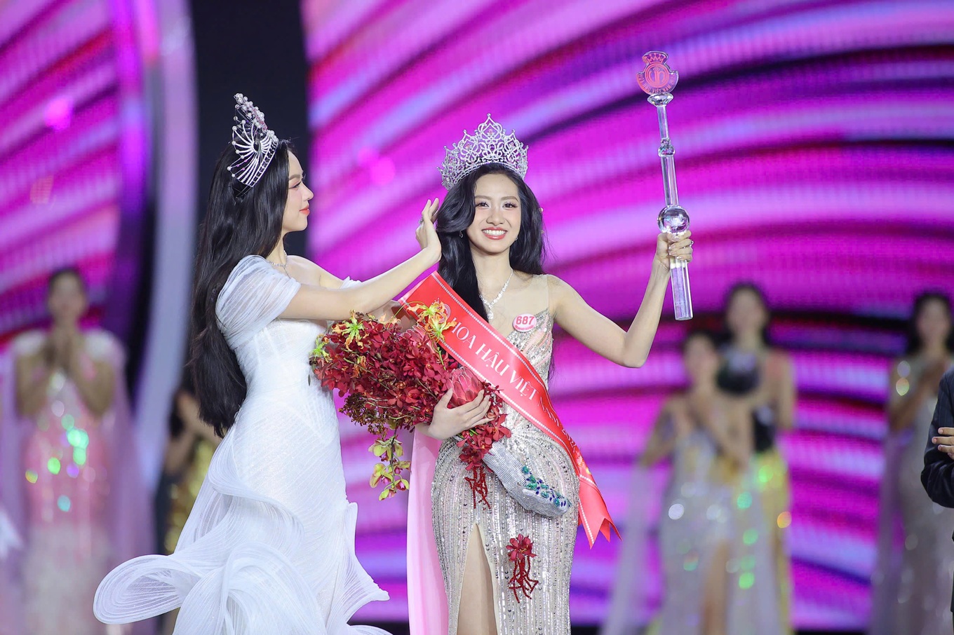 Muốn con dễ thành Hoa hậu, đơn giản: Hãy đặt tên "Linh"!- Ảnh 1.