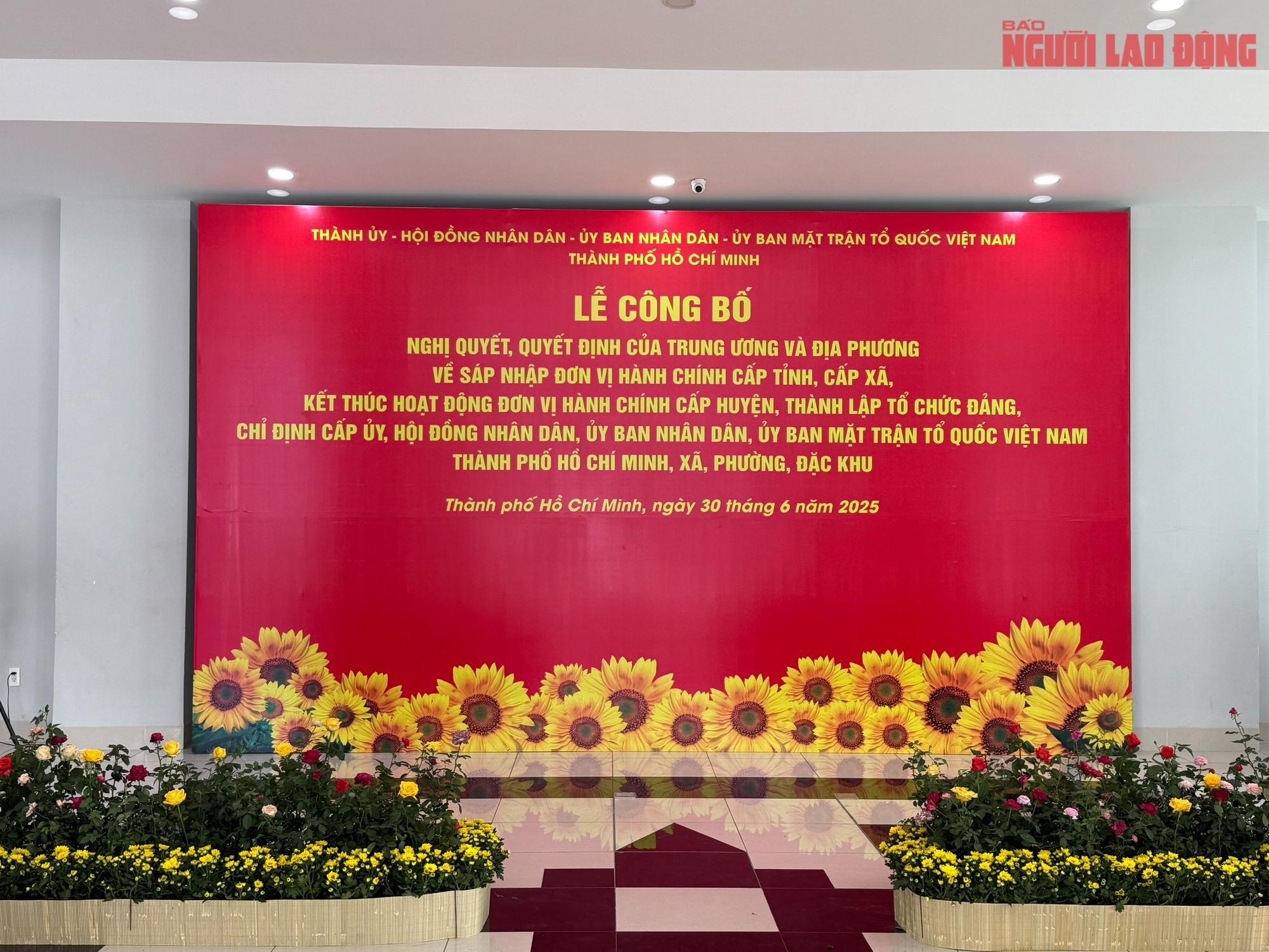 Sẵn sàng cho lễ công bố thành lập và ra mắt lãnh đạo TP HCM mới- Ảnh 7.