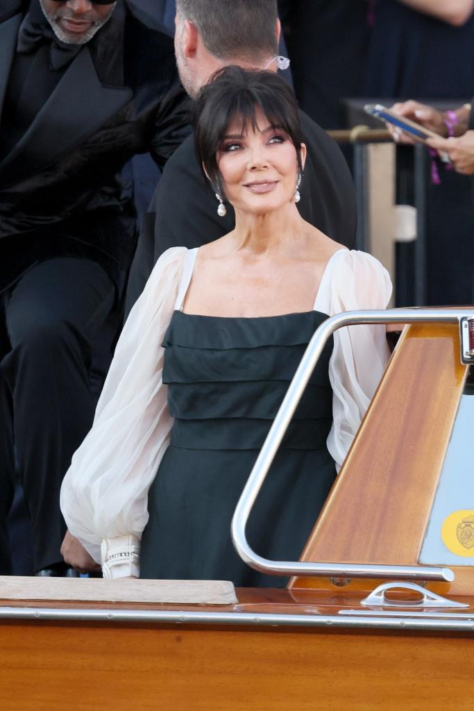 Gái đẹp nhà Kardashian - Jenner 