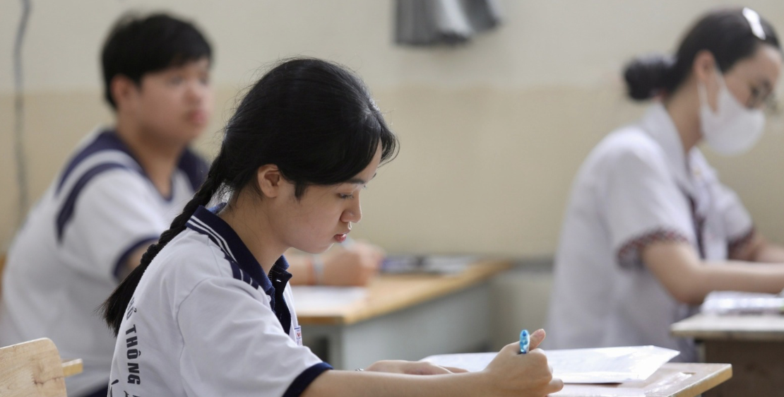 Bức thư của bà mẹ đơn thân nuôi 2 con gửi các phụ huynh: Chúng ta mong mỏi vòng nguyệt quế trên đầu con, bất chấp sức khoẻ, tính mạng của chúng…- Ảnh 1.
