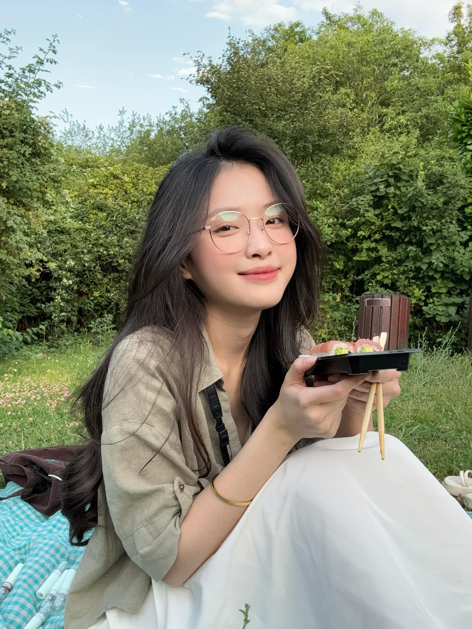 Bạch Lưu Dương đáp trả khi bị chê "học kém nhưng phông bạt"- Ảnh 9.