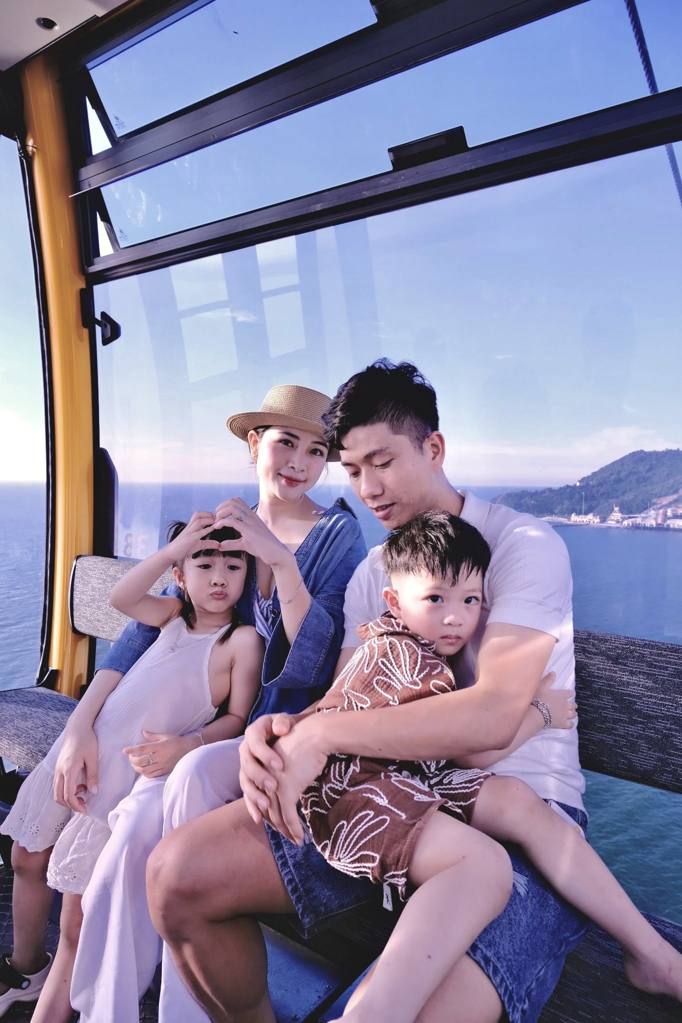 Cuộc sống thật phải 