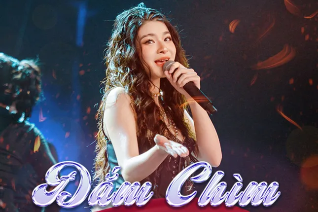 Cô gái được giám khảo khen là 