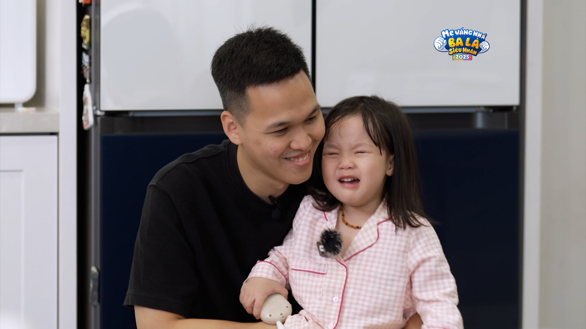 Vợ Lê Dương Bảo Lâm bị Vợ Lê Dương Bảo Lâm bị