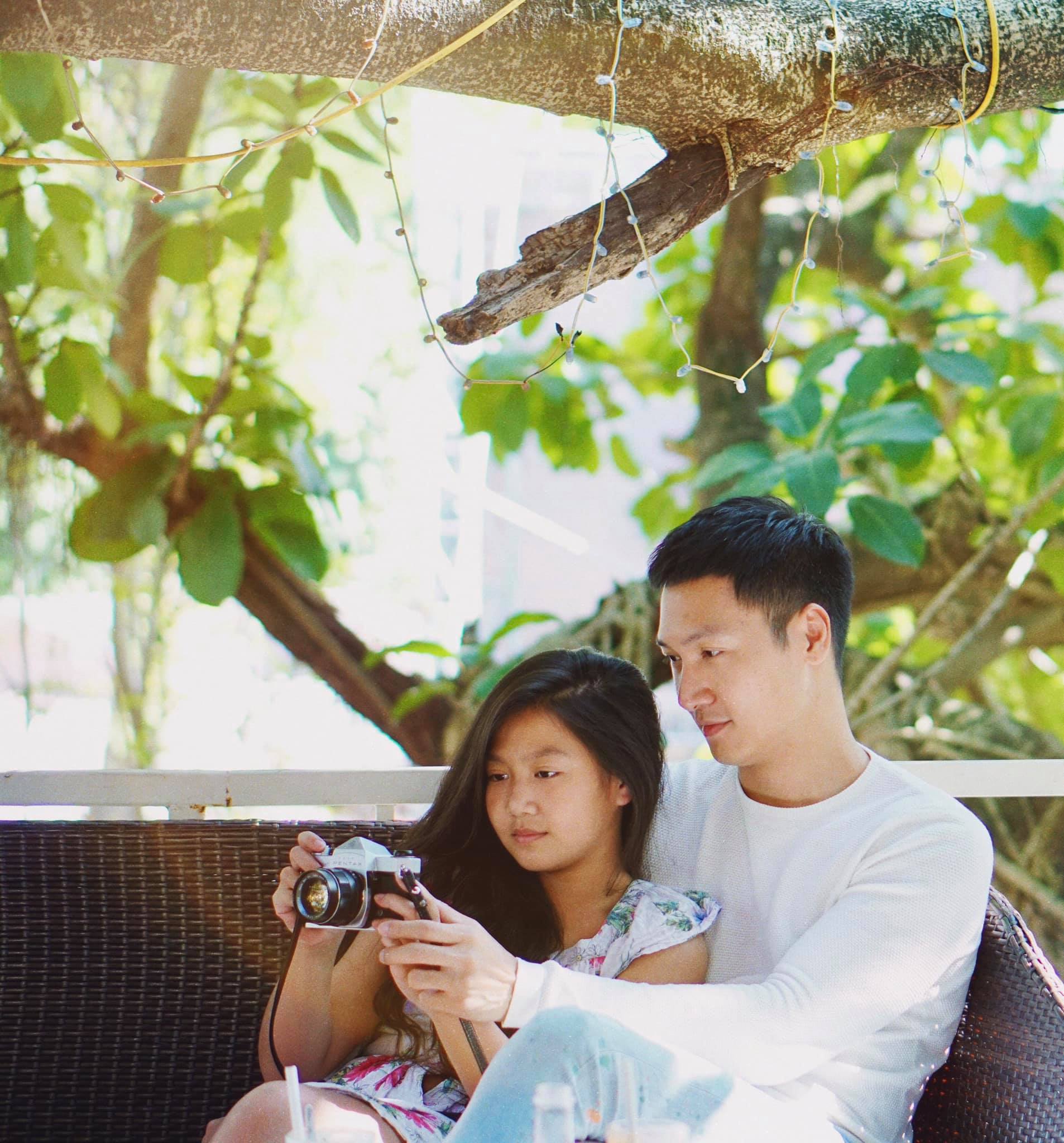 "Tiểu công chúa" bé bỏng của "Bố ơi, mình đi đâu thế?" nay thành thiếu nữ dịu dàng, vẻ đẹp trong trẻo chuẩn "nàng thơ"- Ảnh 11.