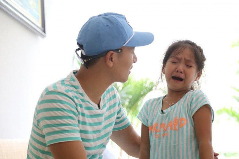"Tiểu công chúa" bé bỏng của "Bố ơi, mình đi đâu thế?" nay thành thiếu nữ dịu dàng, vẻ đẹp trong trẻo chuẩn "nàng thơ"- Ảnh 9.