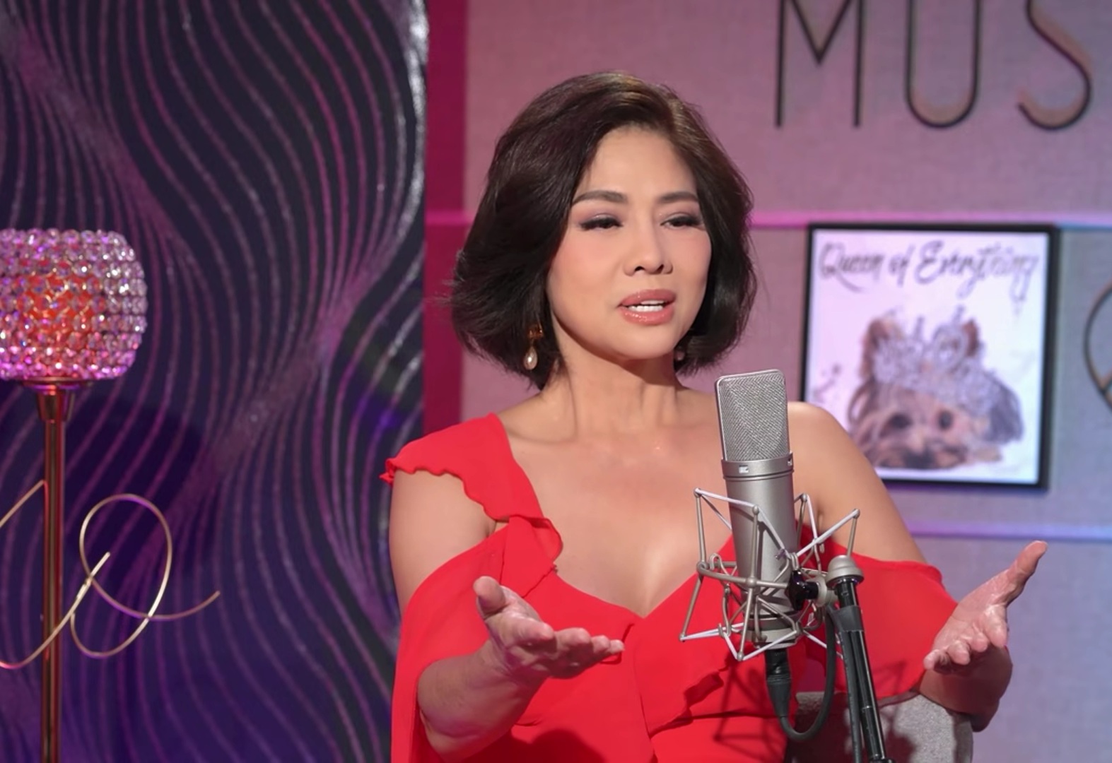 Nữ ca sĩ 3 đời chồng 52 tuổi vẫn đắt duyên: "Tôi trốn chạy đến 4 lần"- Ảnh 1.