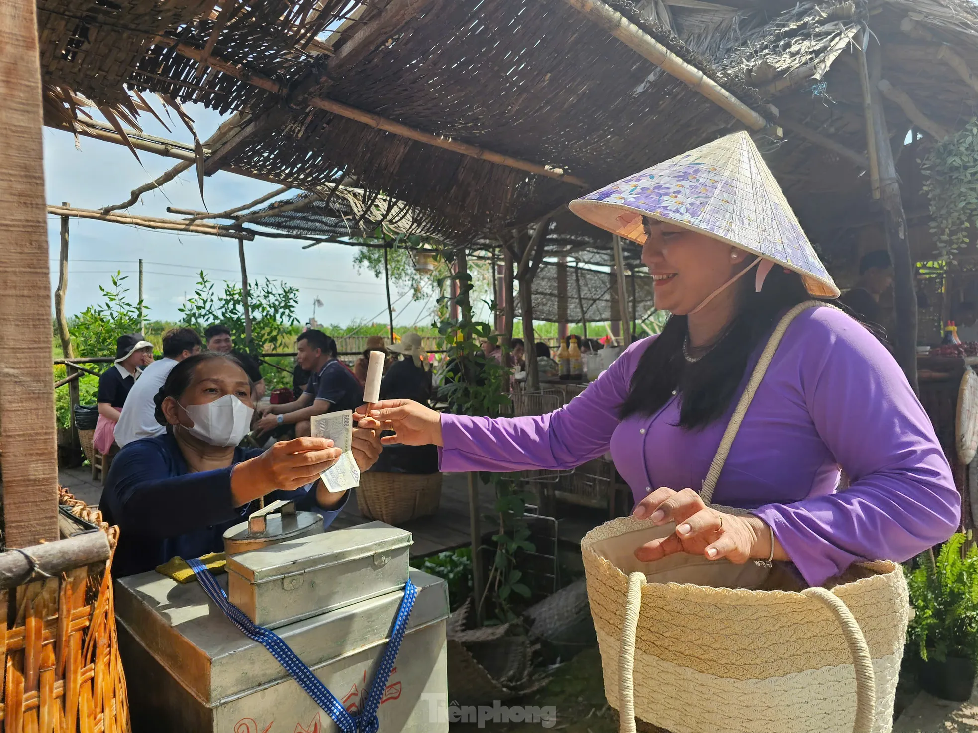 Du khách thỏa thích ăn mãi không hết đặc sản vùng cù lao- Ảnh 15.
