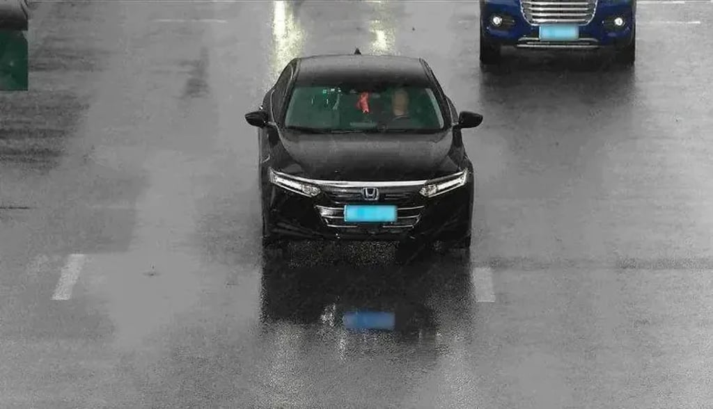 Đi du lịch 1 mình, người đàn ông ăn trộm 8 chiếc ô tô 3,6 tỷ đồng, lái về nhà để tiết kiệm 5 triệu đồng vé máy bay- Ảnh 1.