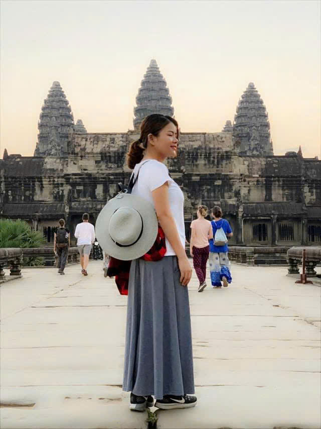 Một mình đi 100 nước, cô gái bị cướp giật, ngộ độc nặng cũng không nản, khẳng định điều này khi nhắc tới Việt Nam- Ảnh 3.