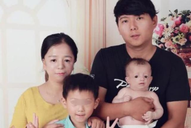 Cô gái mặt "mỏ chim" lấy chồng khoẻ mạnh, sinh 2 con trai khiến ai cũng tò mò- Ảnh 3.