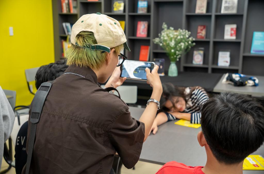 Gen Z - Thế hệ “vừa học vừa nổi tiếng” trong kỷ nguyên sáng tạo nội dung số- Ảnh 1.