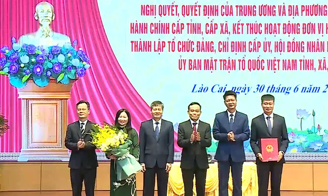Công bố nhân sự lãnh đạo các tỉnh, thành mới sau sáp nhập- Ảnh 2. Công bố nhân sự lãnh đạo các tỉnh, thành mới sau sáp nhập- Ảnh 2.