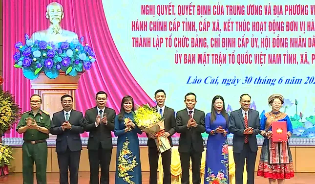 Công bố nhân sự lãnh đạo các tỉnh, thành mới sau sáp nhập- Ảnh 3. Công bố nhân sự lãnh đạo các tỉnh, thành mới sau sáp nhập- Ảnh 3.