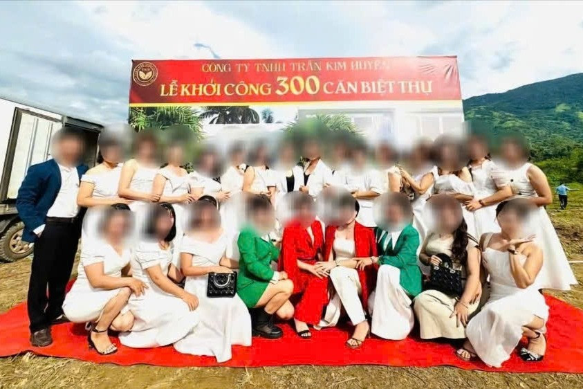 Nữ giám đốc sản xuất hàng ngàn sản phẩm thảo dược giả vừa bị bắt ở Đắk Lắk: Từng "nổ" sẽ tặng 300 căn biệt thự cho đại lý xuất sắc- Ảnh 2.