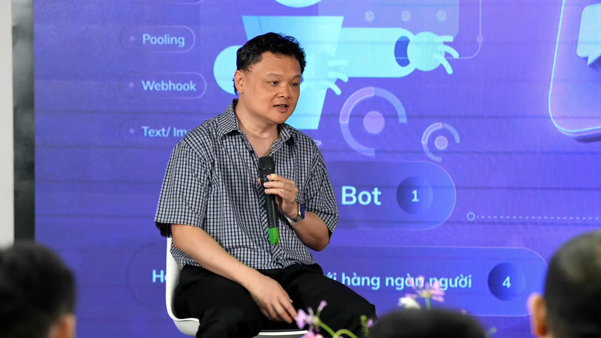 Lotus Chat tích hợp AI for work: “3 người nghỉ mất 2, thay AI vào 1 người làm ngon hơn 3 người cũ”- Ảnh 2.
