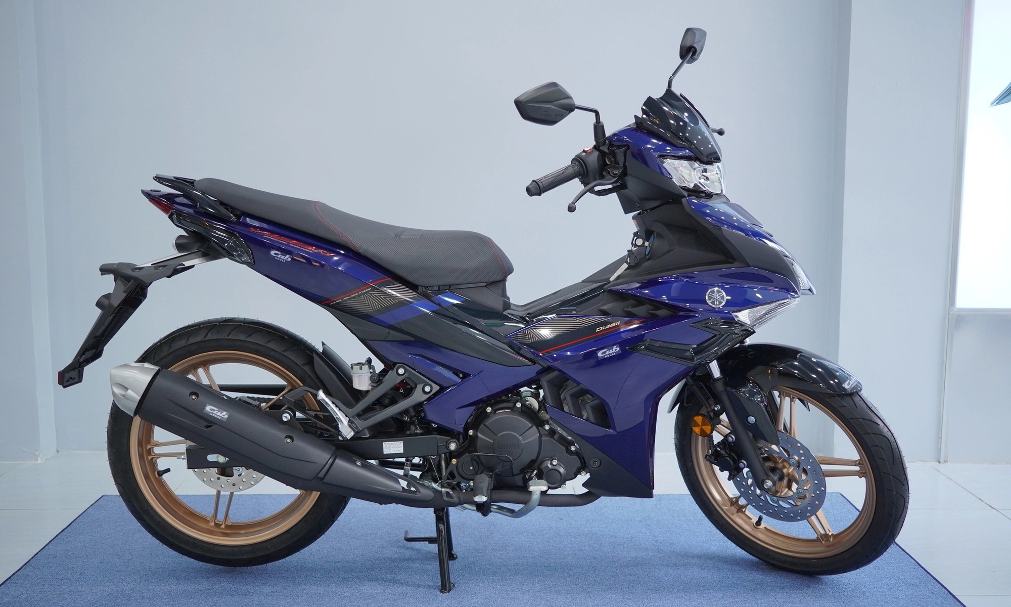 Yamaha Exciter 150 vừa về Việt Nam có gì đặc biệt mà giá bán trên 100 triệu đồng?- Ảnh 2.